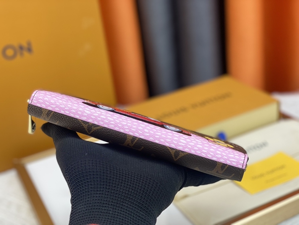 LVコピーウォレット細部ディテール